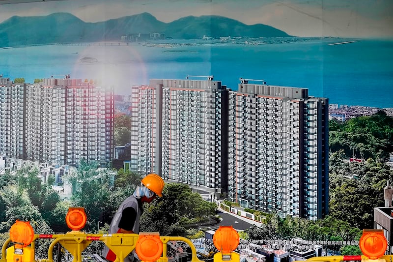 20240906-HONG-KONG-DEFICIT-REAL-ESTATE-005.jpg